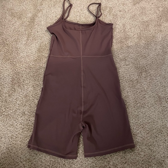 One piece romper - Picture 2 of 3